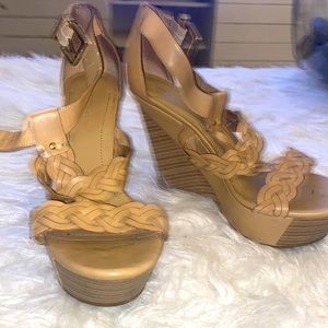 5 inch wedge bcbg
